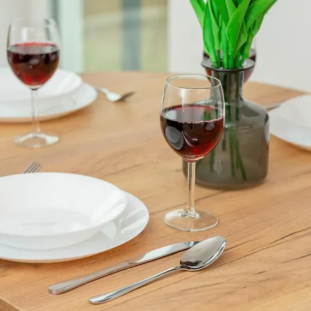 Przy Plazy - Rodzinny Z Sala Zabaw By Renters شقة